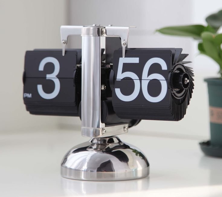 Mechanical Retro Flip Clock